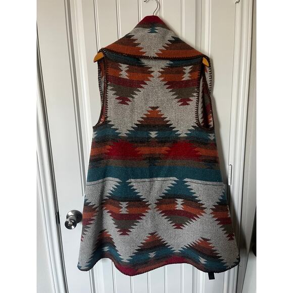 Southwest Pattern Vest Shawl Poncho Fleece OSFM EUC - Picture 6 of 9